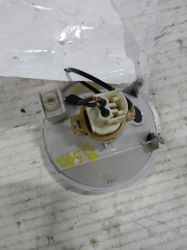 Used Fog Light Assembly fits: 2019 Chevrolet Traverse fog lamps Grade A