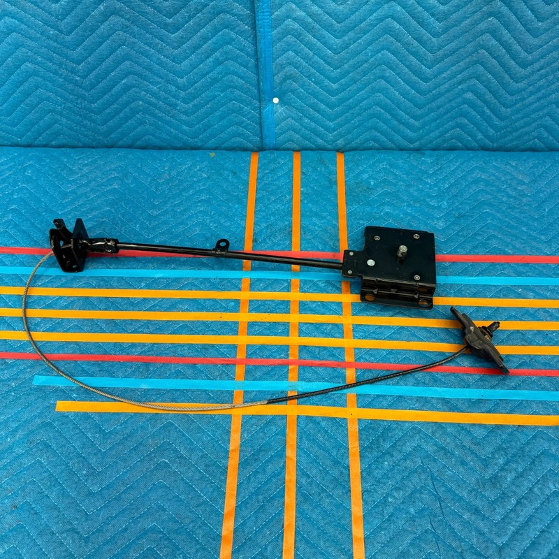 2004–2010 Toyota Sienna Spare Tire Hoist Winch OEM