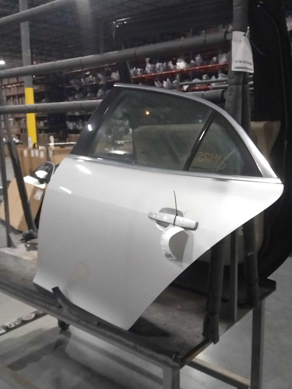 2013 Chevrolet Malibu Left Rear Door Silver 585900 135K Miles Used