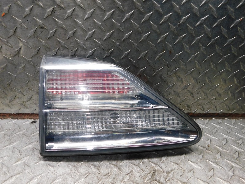 10 11 12 LEXUS RX350 LEFT DRIVER REAR LIFTGATE MOUNTED TAILLIGHT LAMP