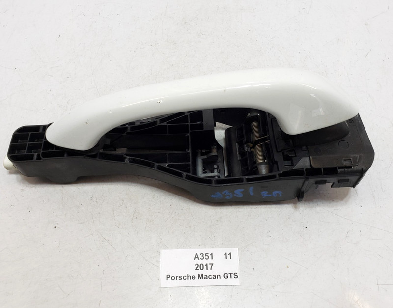 ✅ 15-18 OEM Porsche Macan GTS 95B Rear Right Passenger Door Handle White 34k *
