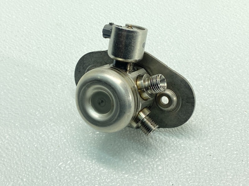 BMW F10 F22 F30 F36 328 428 528 X3 N20 N26 Engine High-Pressure Fuel Pump OEM***
