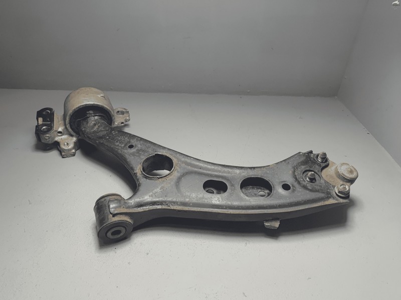 HONDA CR-V 2017-2022 FRONT RIGHT PASSENGER SIDE LOWER CONTROL ARM OEM