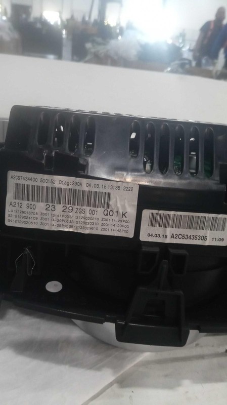 2016 MERCEDES E-CLASS Speedometer Gauge OEM Black 53K Miles NJ25-21739-543666