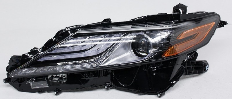 OEM Toyota Camry XSE Left Driver Side LED Headlamp Tabs Missing 81150-06D80