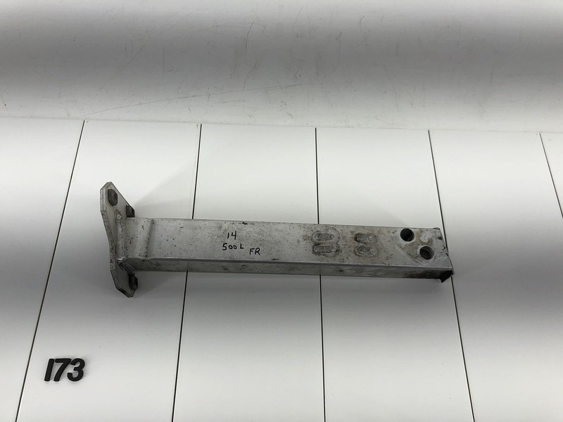 14-19 FIAT 500L FRONT RIGHT SIDE BUMPER REINFORCEMENT BEAM BRACE STRUT OEM
