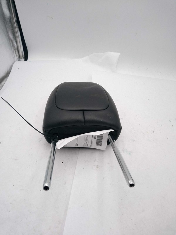 2019 Jeep Cherokee Headrest Red Used OEM Part 3049872 143K Miles