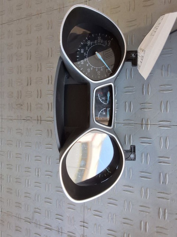 Speedometer Cluster From 07/18/16 MPH Fits 17 ESCAPE 3506388