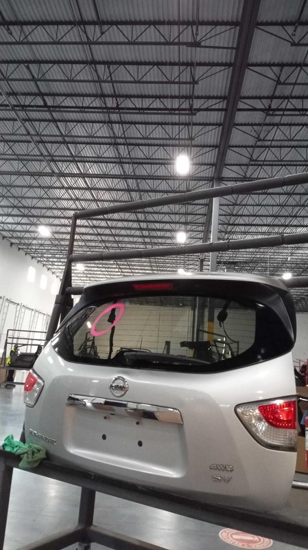 Used Deck Lid fits: 2016 Nissan Pathfinder manual lift w/rear view camera Grade