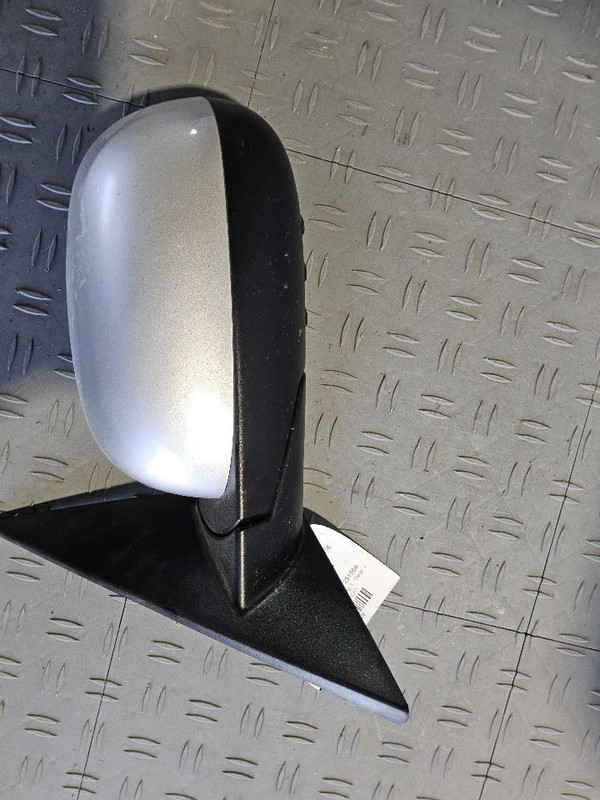 2014-2019 Kia Soul Driver Side View Mirror Power Heated w/o Turn Signal