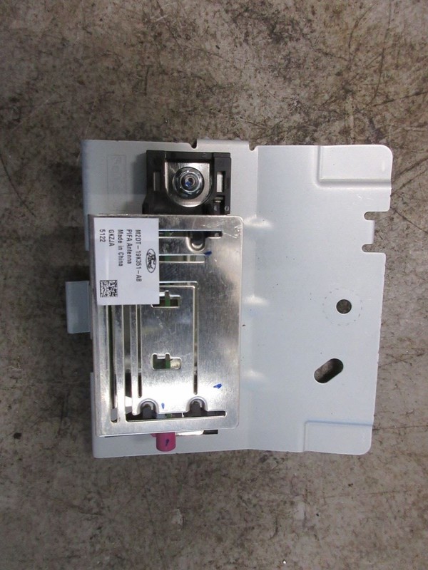 2021-2024 Ford Bronco OEM Pifa Radio Antenna Control Module M2DT19K351AB