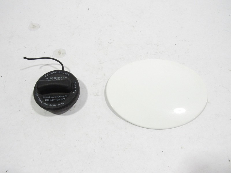 Mercedes SLC43 R172 2017 Fuel Gas Reservoir Tank Filler Cap Lid Door 17-20 ;@2