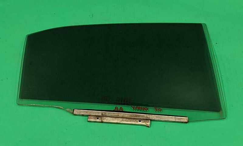 07 08 09 10 11 CAMRY PASSENGER RIGHT REAR WINDOW DOOR GLASS OEM 3912-37