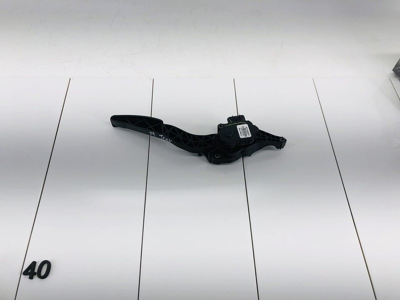09-17 CHEVROLET TRAVERSE 3.6L V6 ENGINE MOTOR ACCELERATOR GAS PEDAL OEM