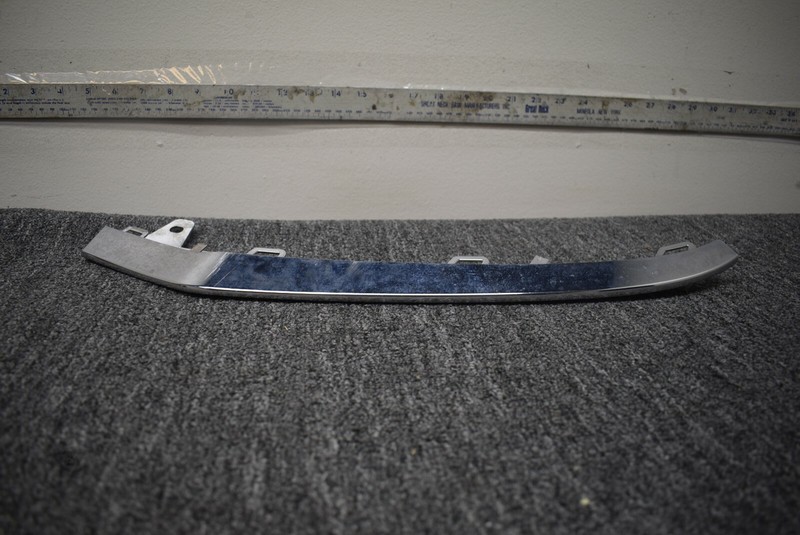 2014-2016 MERCEDES BENZ E350 E400 RIGHT SIDE FRONT BUMPER CHROME FACTORY OEM