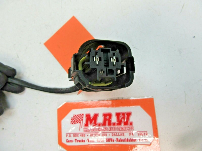 RADIATOR FAN WIRE PLUG CONNECTOR N52N ENGINE MOTOR 600 WATT 128i 323i 325i 330i