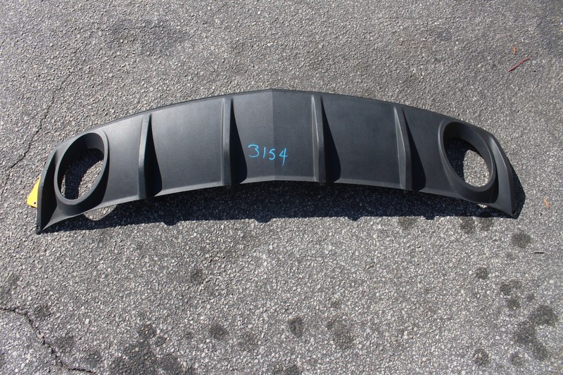 2010-2015 Camaro Rear Bumper Trim Fascia Valence *used* 92194310