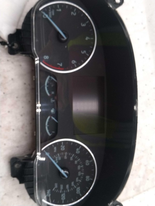 2019 Ford EcoSport Speedometer Gauge OEM Silver 92K Miles NJ25-26350-670730