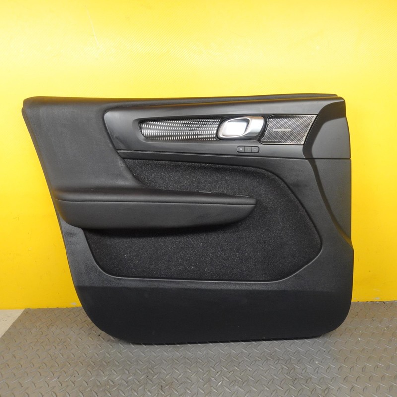 2019-2022 VOLVO XC40 FRONT LEFT SIDE INTERIOR DOOR PANEL COVER TRIM OEM 32274181