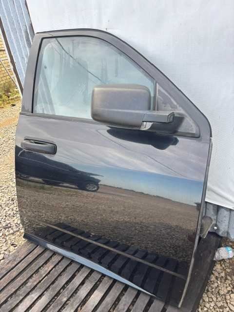09-22 RAM 1500 QUAD / CREW CAB RIGHT FRONT PASSENGER DOOR BS-399
