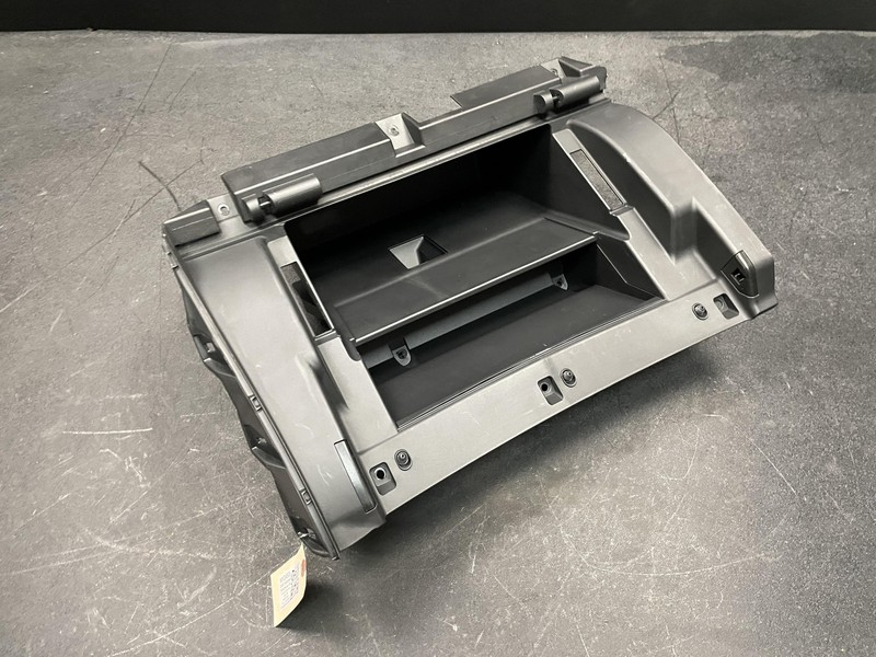 Glove Box Housing 2020 Nissan Pathfinder 68500-9NF0A 2016 2017 2018 2019