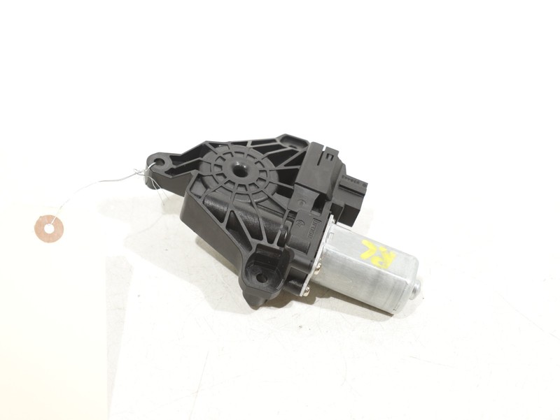 2015-2018 Mercedes C300 W205 REAR LEFT Door Window Glass Motor OEM 62K
