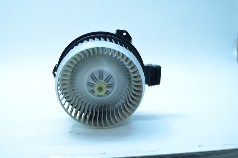 13-20 FORD FUSION AC HEATER BLOWER MOTOR FAN OEM