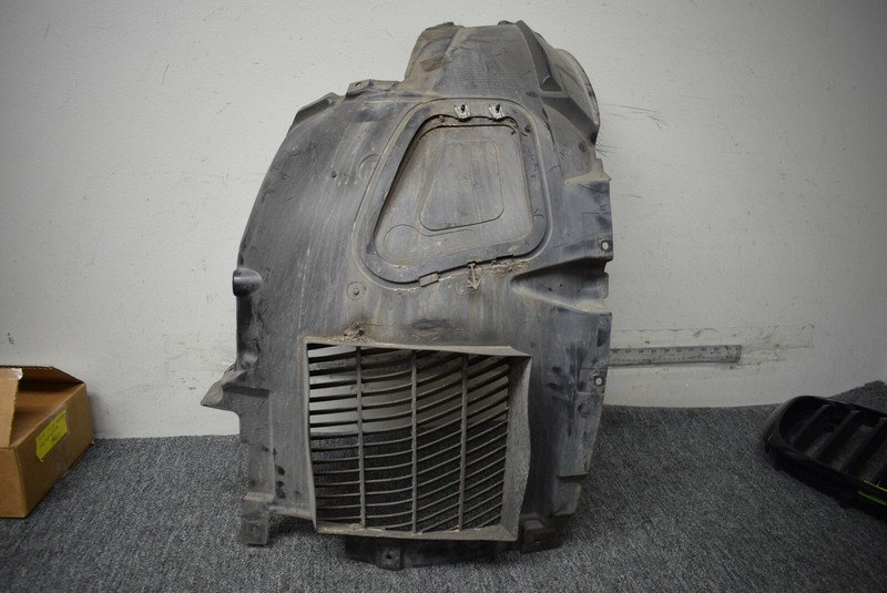BMW FENDER LINER LEFT SIDE FACTORY OEM