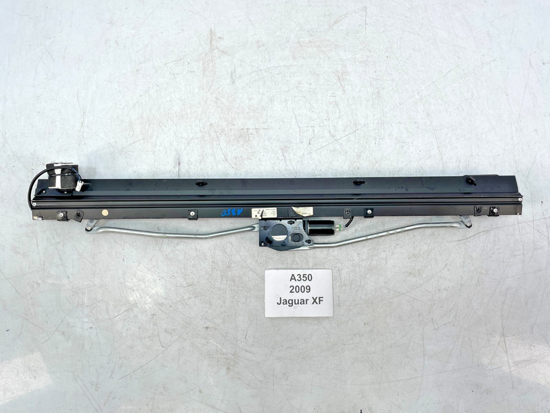 ✅ 2009-2011 OEM Jaguar XF Rear Window Sun Shade Roller Blind Black