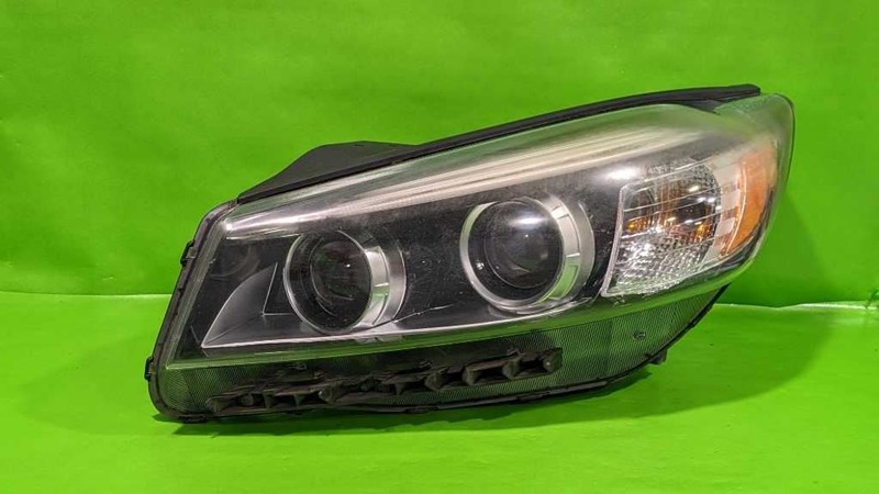 16 17 18 SORENTO DRIVER LEFT HEADLIGHT LAMP OEM 4578-49