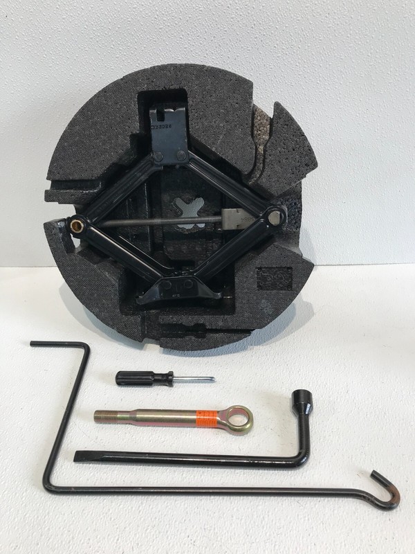 05-09 Subaru Legacy GT Sedan Jack Foam Spare Tire Tool Holder OEM Kit Tire