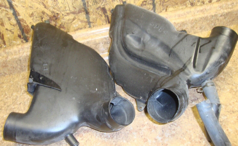 2002 2004 Yamaha YZF600R YZF 600 YZF600 R Duct Air Intake Manifolds Ram Tube 02