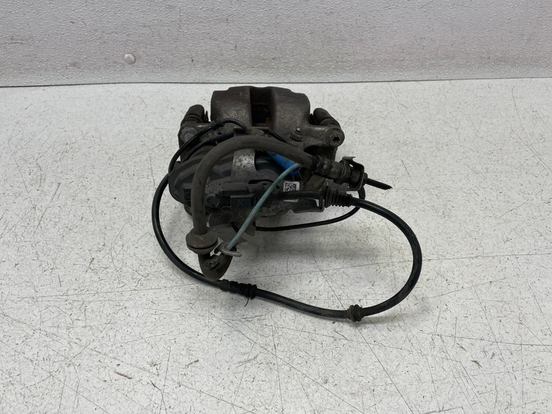 2017 2018 2019 BMW G30 540i Rear Right Passenger Brake Caliper 1401 OEM