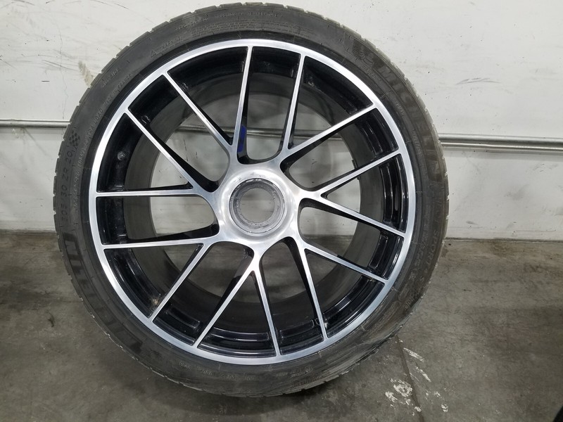 2018 Porsche 911 Turbo S 991 Rear 20" Centerlock Wheel / Tire #2 - ** #6715 KK5