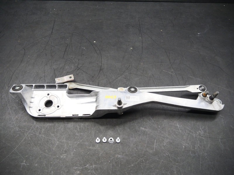 2016-2021 McLaren 570GT Wiper Linkage Transmission Front Windshield Assembly