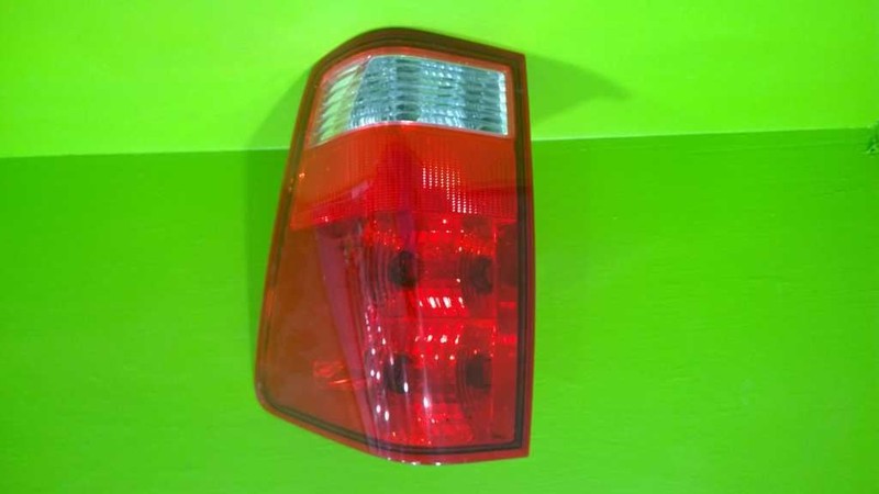 04 05 06 07 08 09 10 11 12 13 14 15 TITAN RIGHT TAILLIGHT LAMP OEM 2457-19