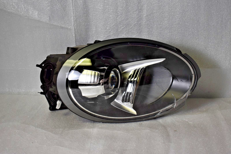 2012 - 2016 Porsche 991 911 Carrera Right Adaptive HID Headlight 991-631-236-07