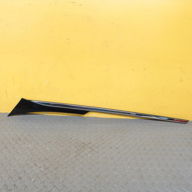 2018-2024 BUICK ENCLAVE REAR RIGHT SIDE UPPER QUARTER PANEL MOLDING OEM 84370833