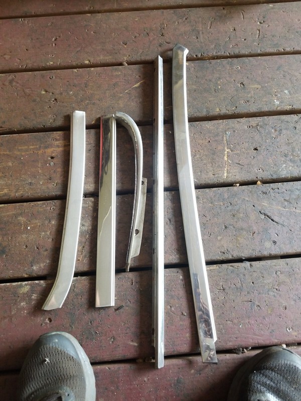FORD GALAXIE500 DRIVER REAR DOOR WINDOW FRAME MOLDING TRIM SURROUND