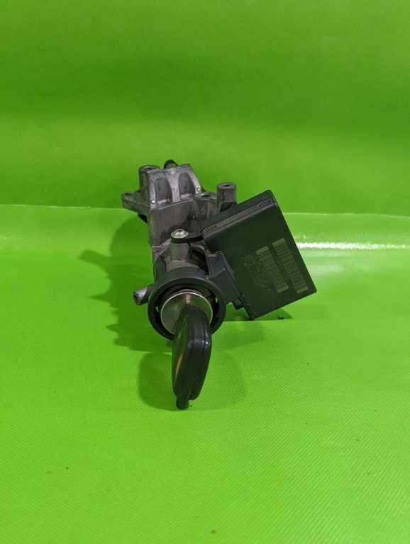 06-10 PT CRUISER IGNITION SWITCH CYLINDER HOUSING W/KEY OEM 4504-4