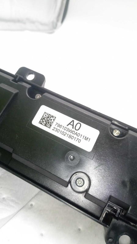Used A/C Selector Switch fits: 2023 Honda Hr-v US market automatic temperature c