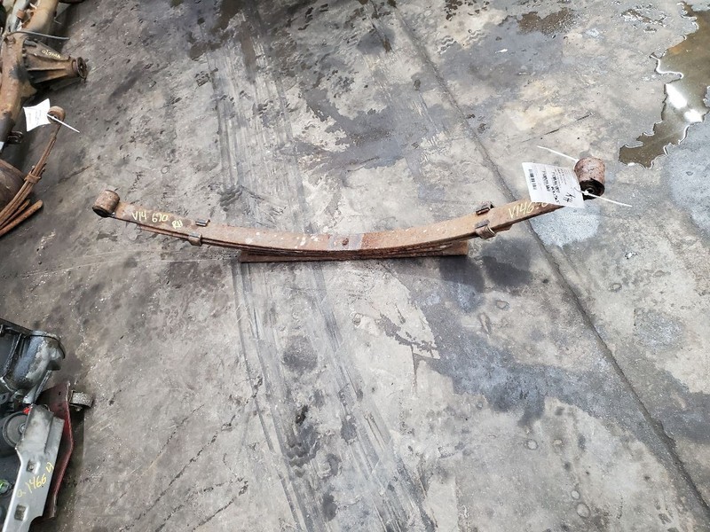 Passenger Rear Leaf Spring 8 Cylinder 4 Door Fits 00-06 TUNDRA 305894