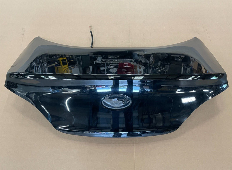 2010-2016 Hyundai Genesis Coupe Rear Trunk Lid Deck Panel Assembly 1321 OEM