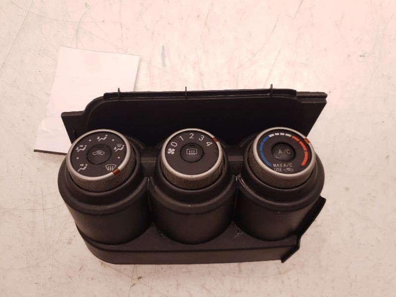 11-13 SCION TC TEMPERATURE CONTROL SWITCH