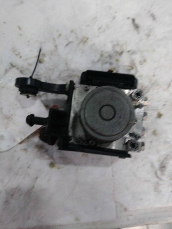 Used ABS Hydraulic Assembly fits: 2018 Gmc Acadia assembly w/o pre-crash system