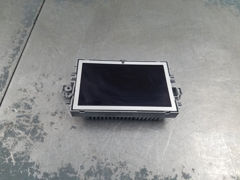 2014 Mercedes AMG E 63 S Naviagtion Display Screen #0284 S5