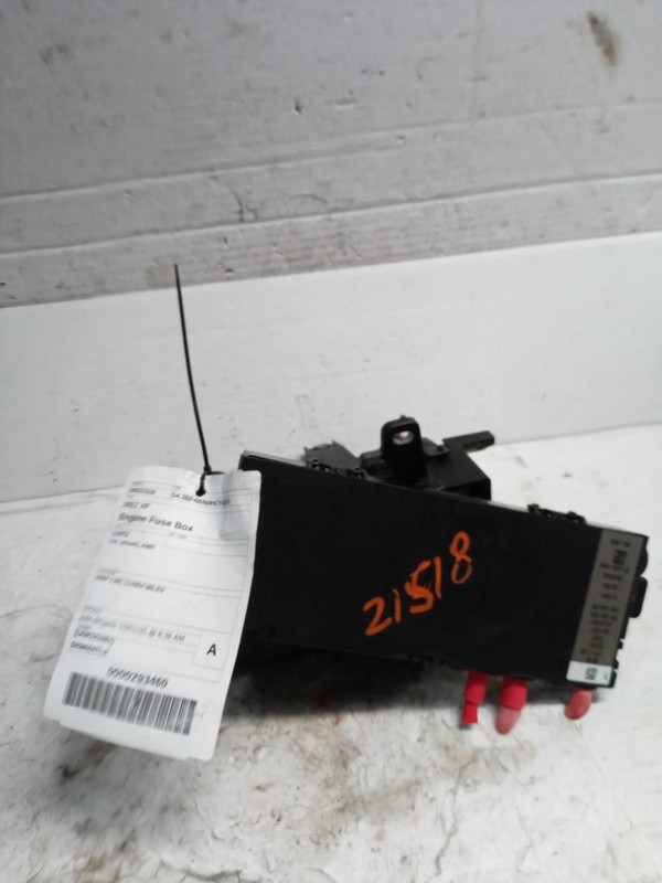 2017 Jaguar XF Fuse Box OEM T2H21491 Maroon 2.0L Diesel 114K Miles