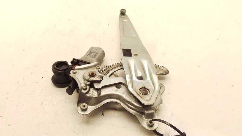 01-05 TOYOTA RAV4 PASSENGER SIDE REAR RIGHT WINDOW REGULATOR