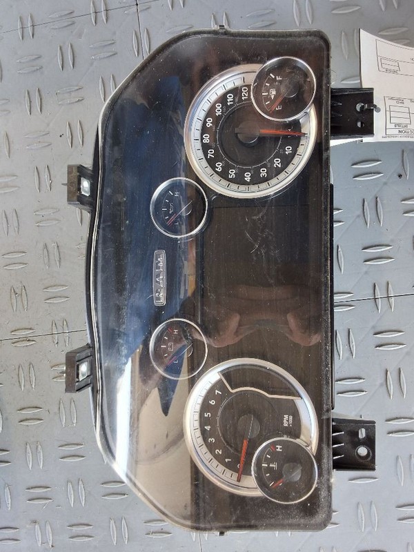 Speedometer Classic Style 5 Lug Wheel MPH Fits 18-20 DODGE 1500 PICKUP 3538368