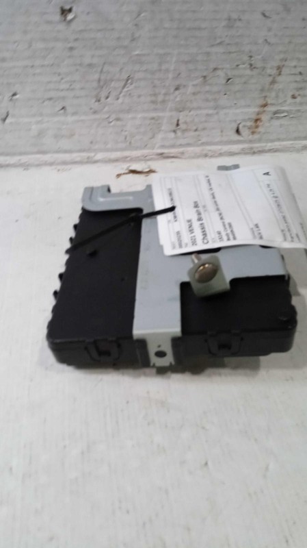 Used Body Control Module fits: 2021 Hyundai Venue Body Control BCM RH center das